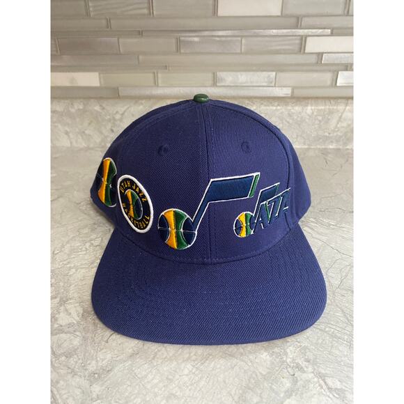 Utah Jazz Multiple-patch NBA Basketball Snapback Hat - Picture 2 of 11